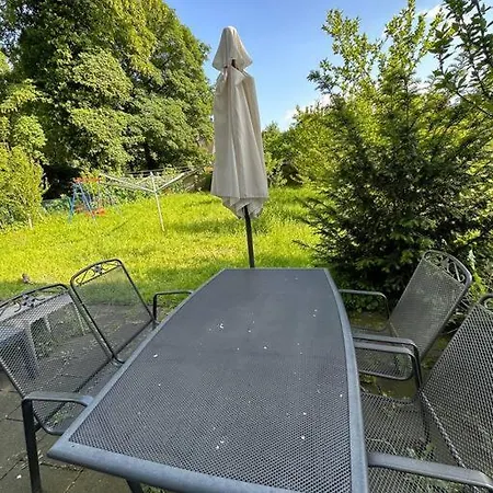 2 Schlafenzimmer 5 Betten Duisburg Exterior foto
