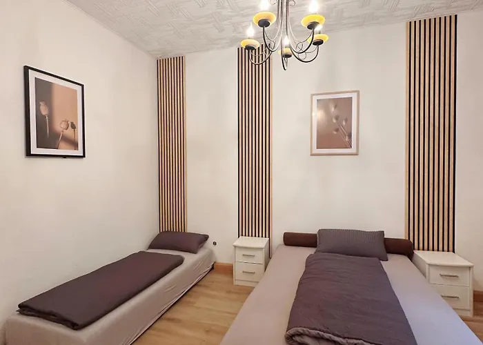 2 Schlafenzimmer 5 Betten